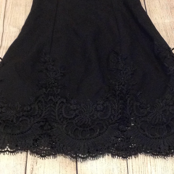 NWT BLACK LACE DRESS, xs - Picture 3 of 5